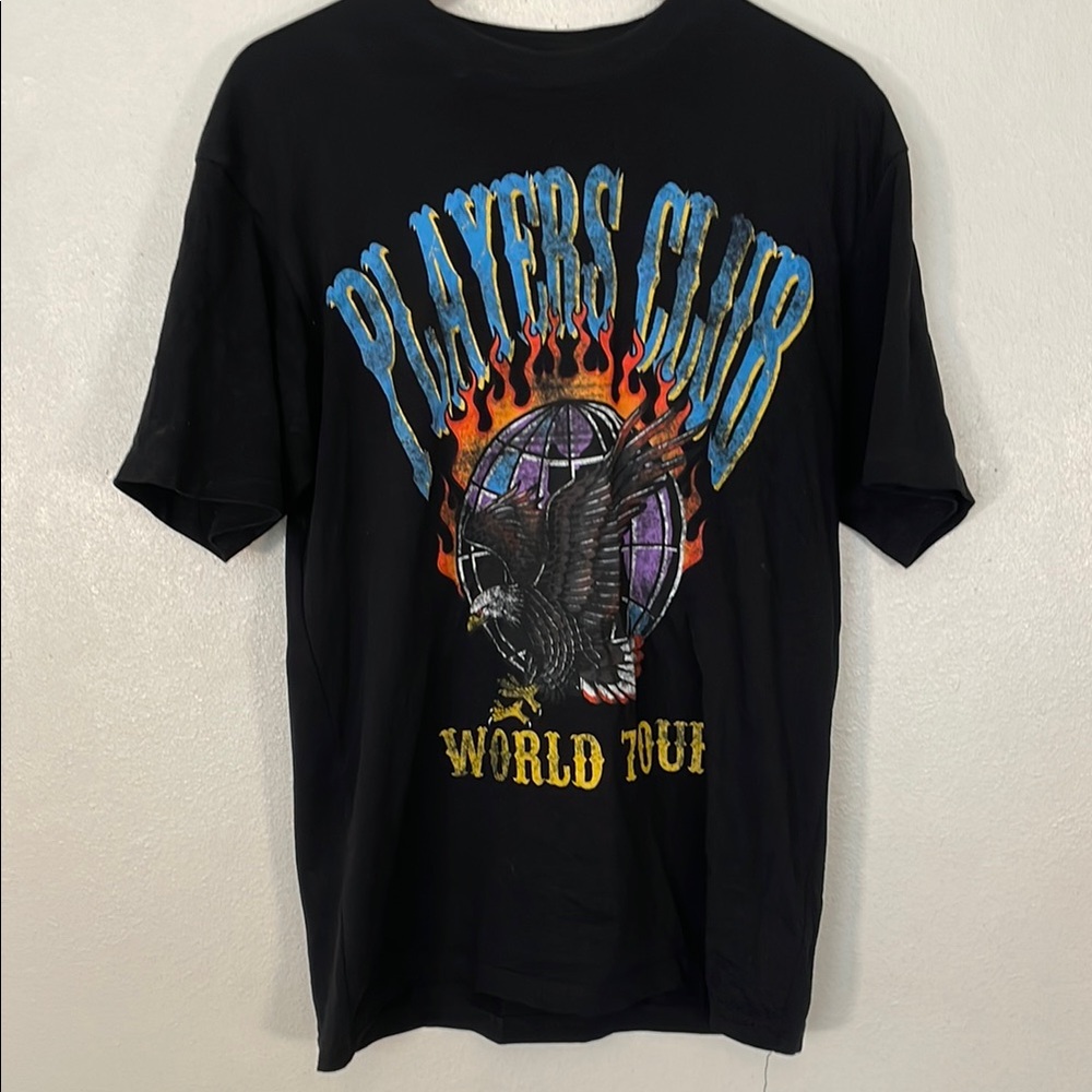 Black Graphic Tee - Short Sleeve